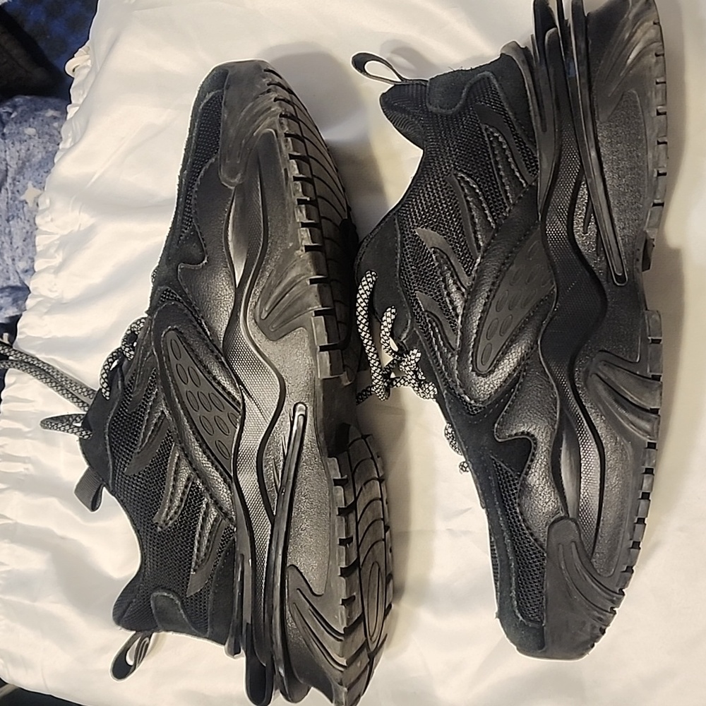 Black Javi Shoes size 5.5 y mens women 7 used